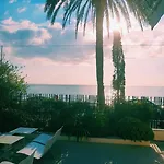 Hotel Riva Art & 4*