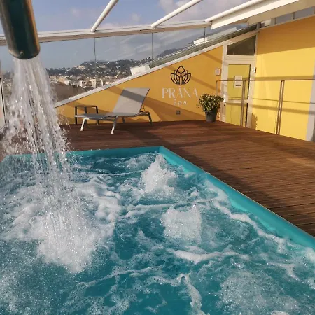 Riva Art & Hotell Menton