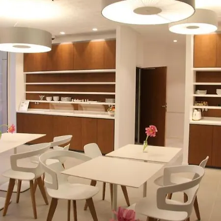 Hotell Riva Art & 4*
