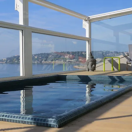 Riva Art & Hotel 4*
