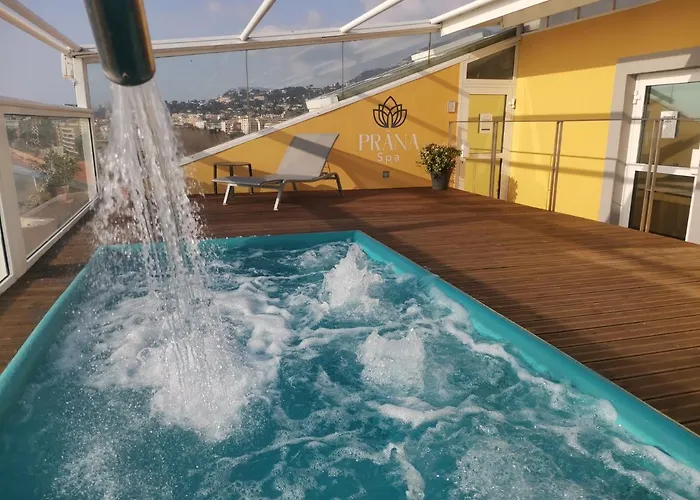 Riva Art & Hotel Menton