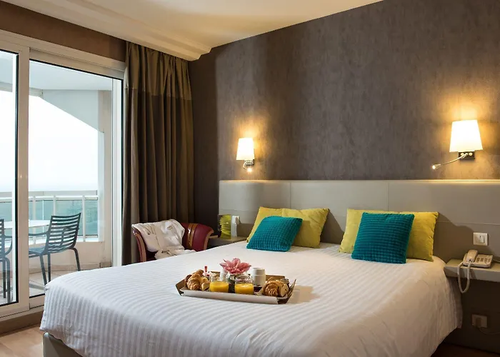 Riva Art&spa 4* Menton